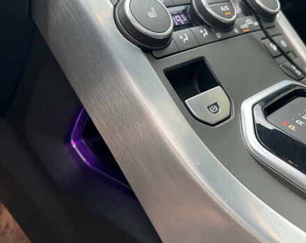 Коричневий Ленд Ровер Рендж Ровер Евок, об'ємом двигуна 2 л та пробігом 127 тис. км за 24600 $, фото 9 на Automoto.ua