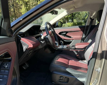 Коричневый Ленд Ровер Рендж Ровер Эвок, объемом двигателя 2 л и пробегом 48 тыс. км за 35500 $, фото 6 на Automoto.ua