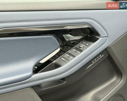 Коричневий Ленд Ровер Рендж Ровер Евок, об'ємом двигуна 2 л та пробігом 50 тис. км за 38000 $, фото 42 на Automoto.ua