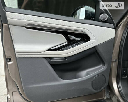 Коричневый Ленд Ровер Рендж Ровер Эвок, объемом двигателя 2 л и пробегом 82 тыс. км за 36990 $, фото 39 на Automoto.ua