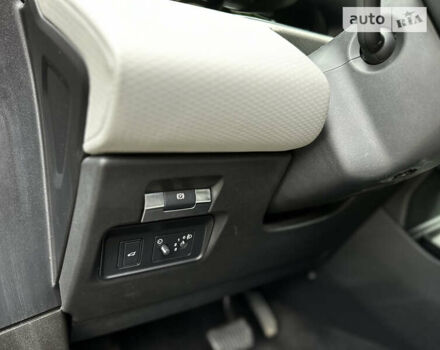 Коричневый Ленд Ровер Рендж Ровер Эвок, объемом двигателя 2 л и пробегом 82 тыс. км за 36990 $, фото 42 на Automoto.ua