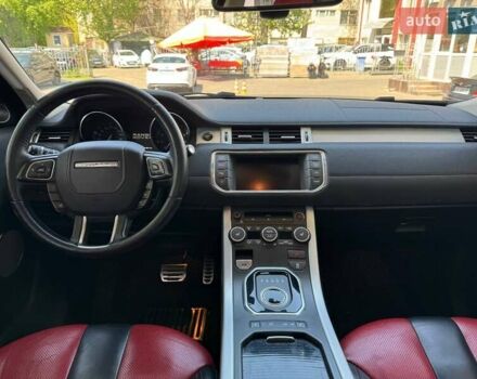 Червоний Ленд Ровер Рендж Ровер Евок, об'ємом двигуна 2 л та пробігом 128 тис. км за 16900 $, фото 8 на Automoto.ua