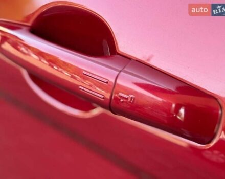 Червоний Ленд Ровер Рендж Ровер Евок, об'ємом двигуна 2 л та пробігом 128 тис. км за 16900 $, фото 22 на Automoto.ua