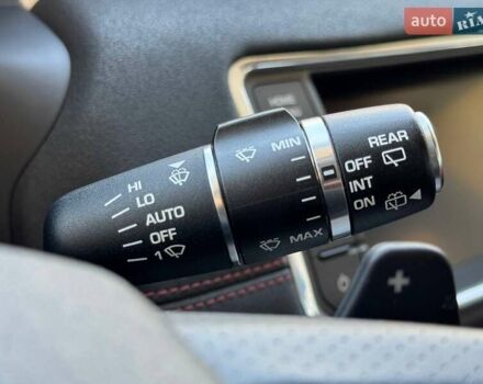 Червоний Ленд Ровер Рендж Ровер Евок, об'ємом двигуна 2 л та пробігом 128 тис. км за 16900 $, фото 19 на Automoto.ua