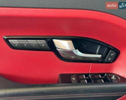 Червоний Ленд Ровер Рендж Ровер Евок, об'ємом двигуна 2 л та пробігом 128 тис. км за 16900 $, фото 23 на Automoto.ua
