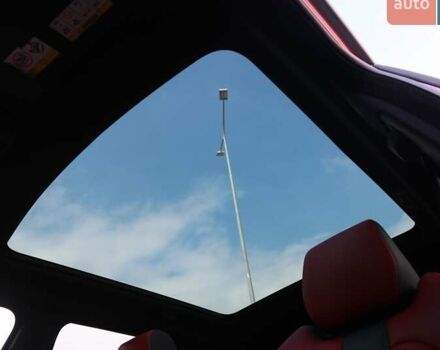 Червоний Ленд Ровер Рендж Ровер Евок, об'ємом двигуна 2 л та пробігом 133 тис. км за 19300 $, фото 12 на Automoto.ua