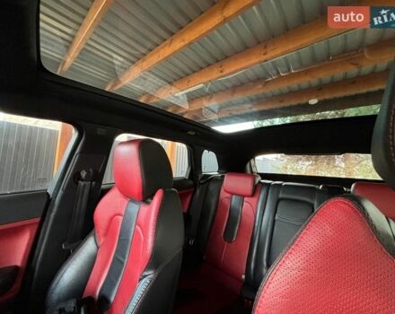 Червоний Ленд Ровер Рендж Ровер Евок, об'ємом двигуна 2 л та пробігом 133 тис. км за 20000 $, фото 3 на Automoto.ua