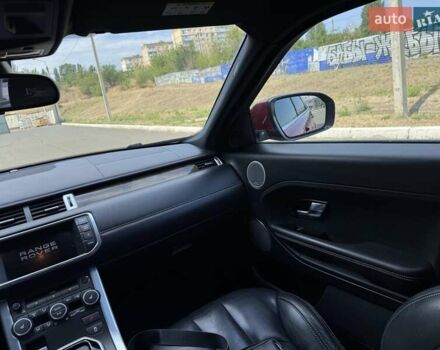 Красный Ленд Ровер Рендж Ровер Эвок, объемом двигателя 2 л и пробегом 134 тыс. км за 14950 $, фото 21 на Automoto.ua