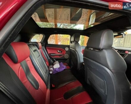 Червоний Ленд Ровер Рендж Ровер Евок, об'ємом двигуна 2 л та пробігом 133 тис. км за 20000 $, фото 17 на Automoto.ua