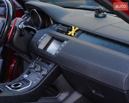 Красный Ленд Ровер Рендж Ровер Эвок, объемом двигателя 2 л и пробегом 146 тыс. км за 18500 $, фото 14 на Automoto.ua