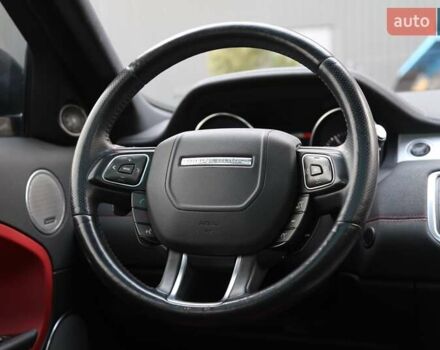 Червоний Ленд Ровер Рендж Ровер Евок, об'ємом двигуна 2 л та пробігом 133 тис. км за 19300 $, фото 17 на Automoto.ua