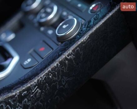 Красный Ленд Ровер Рендж Ровер Эвок, объемом двигателя 2 л и пробегом 146 тыс. км за 18500 $, фото 17 на Automoto.ua