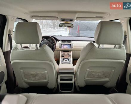 Красный Ленд Ровер Рендж Ровер Эвок, объемом двигателя 2 л и пробегом 210 тыс. км за 15000 $, фото 23 на Automoto.ua