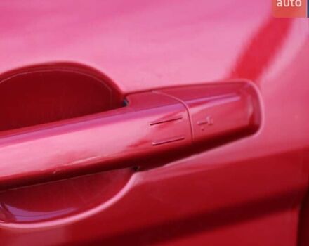 Червоний Ленд Ровер Рендж Ровер Евок, об'ємом двигуна 2 л та пробігом 133 тис. км за 19300 $, фото 32 на Automoto.ua