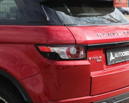 Червоний Ленд Ровер Рендж Ровер Евок, об'ємом двигуна 2 л та пробігом 133 тис. км за 19300 $, фото 7 на Automoto.ua