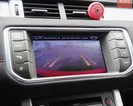 Червоний Ленд Ровер Рендж Ровер Евок, об'ємом двигуна 2 л та пробігом 133 тис. км за 19300 $, фото 26 на Automoto.ua