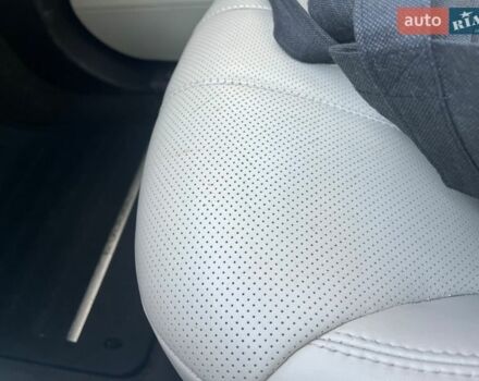 Красный Ленд Ровер Рендж Ровер Эвок, объемом двигателя 2 л и пробегом 185 тыс. км за 15500 $, фото 7 на Automoto.ua