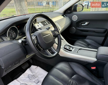 Красный Ленд Ровер Рендж Ровер Эвок, объемом двигателя 2.2 л и пробегом 176 тыс. км за 15900 $, фото 15 на Automoto.ua