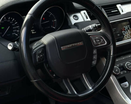 Красный Ленд Ровер Рендж Ровер Эвок, объемом двигателя 2.2 л и пробегом 185 тыс. км за 15400 $, фото 22 на Automoto.ua