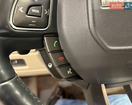 Червоний Ленд Ровер Рендж Ровер Евок, об'ємом двигуна 2.18 л та пробігом 107 тис. км за 22000 $, фото 13 на Automoto.ua