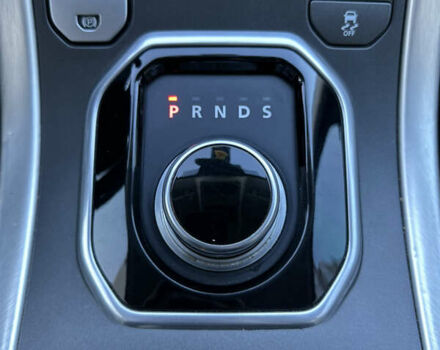 Красный Ленд Ровер Рендж Ровер Эвок, объемом двигателя 2.2 л и пробегом 209 тыс. км за 17500 $, фото 20 на Automoto.ua