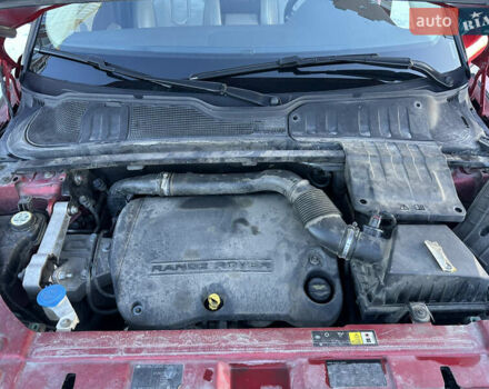 Красный Ленд Ровер Рендж Ровер Эвок, объемом двигателя 2.2 л и пробегом 209 тыс. км за 17500 $, фото 11 на Automoto.ua