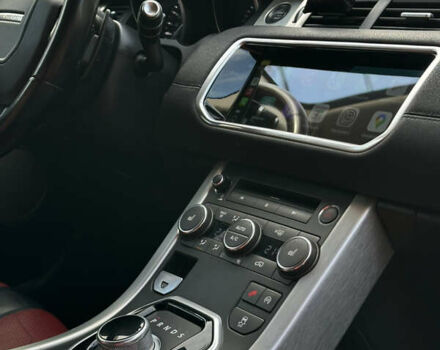 Красный Ленд Ровер Рендж Ровер Эвок, объемом двигателя 2.2 л и пробегом 185 тыс. км за 15400 $, фото 27 на Automoto.ua