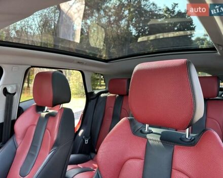 Красный Ленд Ровер Рендж Ровер Эвок, объемом двигателя 2.18 л и пробегом 139 тыс. км за 19777 $, фото 78 на Automoto.ua