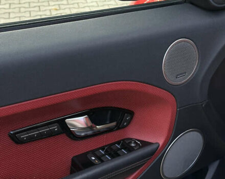 Красный Ленд Ровер Рендж Ровер Эвок, объемом двигателя 2.2 л и пробегом 185 тыс. км за 15400 $, фото 19 на Automoto.ua