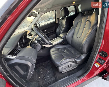 Червоний Ленд Ровер Рендж Ровер Евок, об'ємом двигуна 2.18 л та пробігом 285 тис. км за 16000 $, фото 8 на Automoto.ua