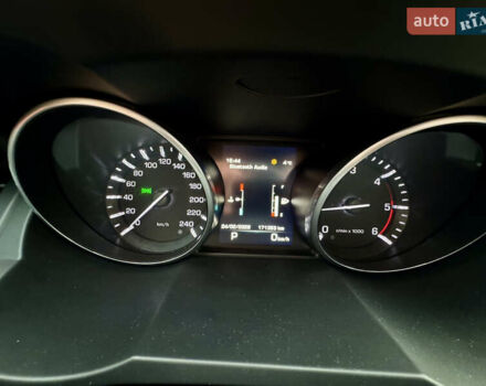 Червоний Ленд Ровер Рендж Ровер Евок, об'ємом двигуна 2.18 л та пробігом 171 тис. км за 15500 $, фото 12 на Automoto.ua