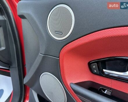 Красный Ленд Ровер Рендж Ровер Эвок, объемом двигателя 2.18 л и пробегом 139 тыс. км за 19777 $, фото 56 на Automoto.ua