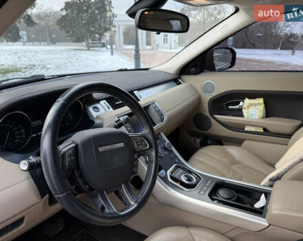 Красный Ленд Ровер Рендж Ровер Эвок, объемом двигателя 2.2 л и пробегом 97 тыс. км за 17500 $, фото 8 на Automoto.ua