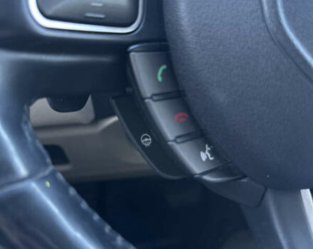 Красный Ленд Ровер Рендж Ровер Эвок, объемом двигателя 2.2 л и пробегом 209 тыс. км за 17500 $, фото 26 на Automoto.ua