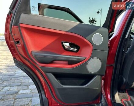 Красный Ленд Ровер Рендж Ровер Эвок, объемом двигателя 2.18 л и пробегом 139 тыс. км за 19777 $, фото 36 на Automoto.ua