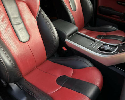 Красный Ленд Ровер Рендж Ровер Эвок, объемом двигателя 2.2 л и пробегом 185 тыс. км за 15400 $, фото 30 на Automoto.ua