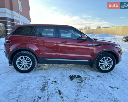 Червоний Ленд Ровер Рендж Ровер Евок, об'ємом двигуна 2.2 л та пробігом 209 тис. км за 16900 $, фото 3 на Automoto.ua