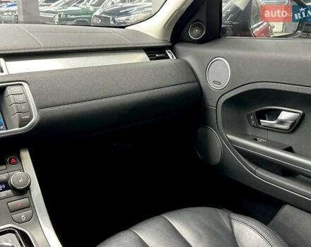 Червоний Ленд Ровер Рендж Ровер Евок, об'ємом двигуна 2.18 л та пробігом 167 тис. км за 15900 $, фото 31 на Automoto.ua