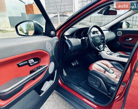 Червоний Ленд Ровер Рендж Ровер Евок, об'ємом двигуна 2.18 л та пробігом 146 тис. км за 19500 $, фото 18 на Automoto.ua