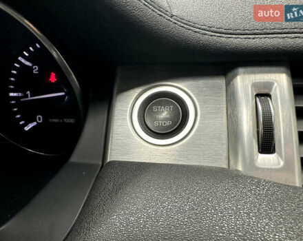 Червоний Ленд Ровер Рендж Ровер Евок, об'ємом двигуна 2.18 л та пробігом 167 тис. км за 15900 $, фото 33 на Automoto.ua