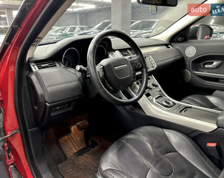 Червоний Ленд Ровер Рендж Ровер Евок, об'ємом двигуна 2.18 л та пробігом 167 тис. км за 15900 $, фото 14 на Automoto.ua
