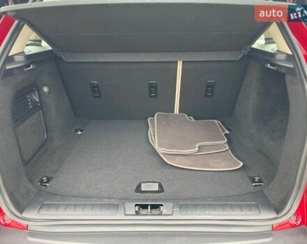 Красный Ленд Ровер Рендж Ровер Эвок, объемом двигателя 2.18 л и пробегом 66 тыс. км за 21900 $, фото 17 на Automoto.ua