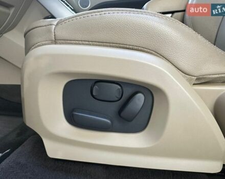 Червоний Ленд Ровер Рендж Ровер Евок, об'ємом двигуна 2.18 л та пробігом 151 тис. км за 17950 $, фото 27 на Automoto.ua