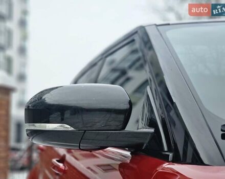 Красный Ленд Ровер Рендж Ровер Эвок, объемом двигателя 2 л и пробегом 147 тыс. км за 18800 $, фото 3 на Automoto.ua