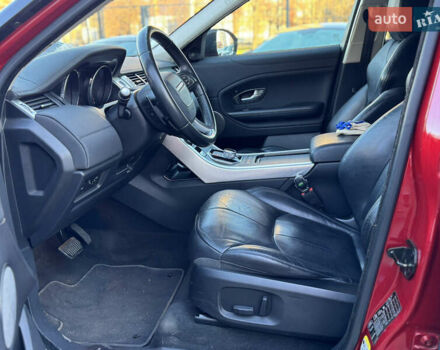 Червоний Ленд Ровер Рендж Ровер Евок, об'ємом двигуна 2.18 л та пробігом 134 тис. км за 21500 $, фото 9 на Automoto.ua