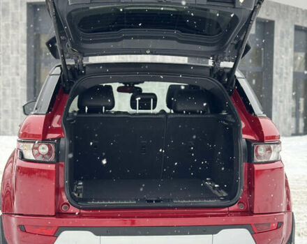 Червоний Ленд Ровер Рендж Ровер Евок, об'ємом двигуна 2 л та пробігом 148 тис. км за 16800 $, фото 8 на Automoto.ua