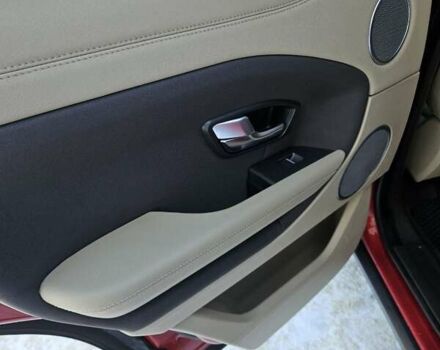 Красный Ленд Ровер Рендж Ровер Эвок, объемом двигателя 2.18 л и пробегом 165 тыс. км за 17900 $, фото 56 на Automoto.ua