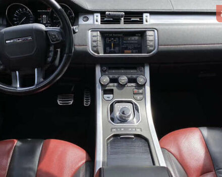 Червоний Ленд Ровер Рендж Ровер Евок, об'ємом двигуна 2 л та пробігом 147 тис. км за 20000 $, фото 20 на Automoto.ua