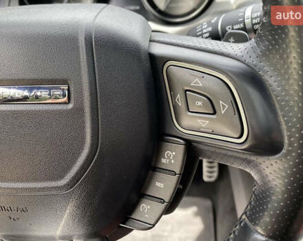 Червоний Ленд Ровер Рендж Ровер Евок, об'ємом двигуна 2 л та пробігом 147 тис. км за 20000 $, фото 22 на Automoto.ua