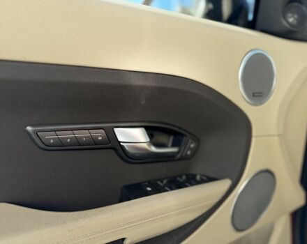 Червоний Ленд Ровер Рендж Ровер Евок, об'ємом двигуна 2 л та пробігом 99 тис. км за 15600 $, фото 10 на Automoto.ua